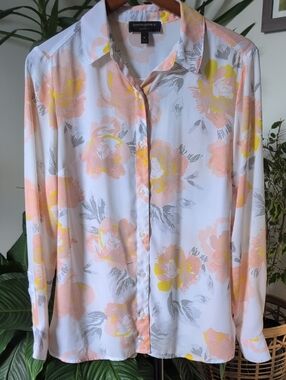 Banana Republic Classic Fit Floral Lightweight Button-Down